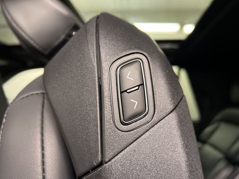 New 2026 Lincoln Navigator L Reserve AWD/4WD image 35