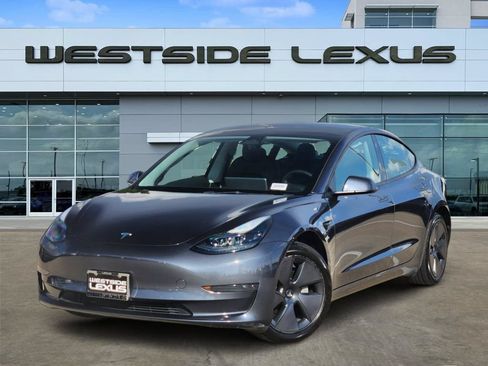 Used 2023 Tesla Model 3 Standard Range RWD image 1