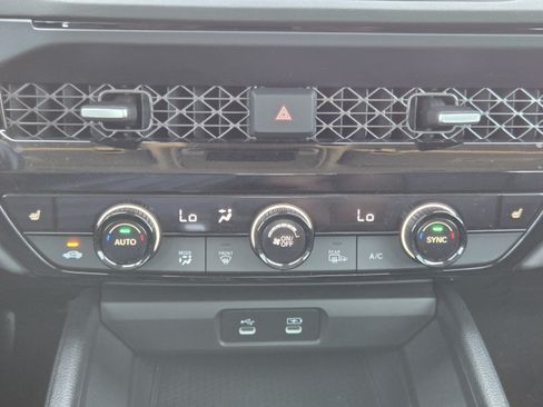 Used 2024 Honda Accord EX-L image 15