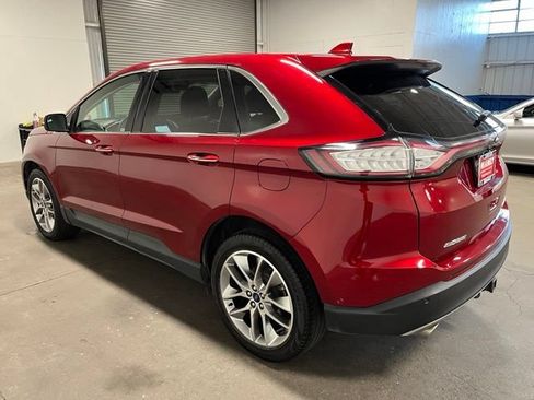 Used 2018 Ford Edge Titanium w/ Equipment Group 302A AWD/4WD image 5