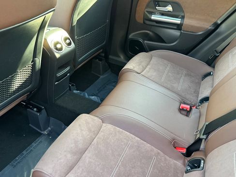 New 2026 Mercedes-Benz GLA 35 AMG 4MATIC image 22