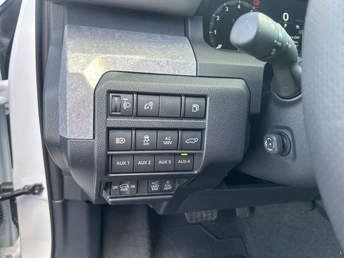 Used 2025 Toyota 4Runner Trailhunter AWD/4WD image 23
