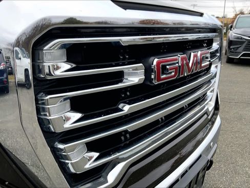Used 2020 GMC Sierra 1500 SLT w/ SLT Premium Plus Package image 29
