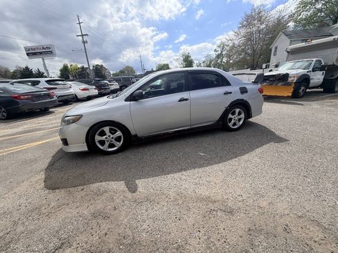 Used 2009 Toyota Corolla XRS FWD image 26