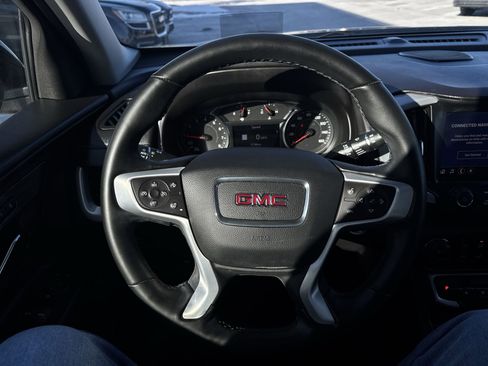 Used 2023 GMC Terrain SLT w/ Infotainment Package II image 18