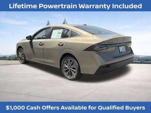New 2026 Nissan Sentra SL FWD image 3
