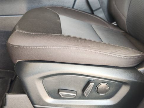 Used 2022 Ford Explorer XLT RWD image 26