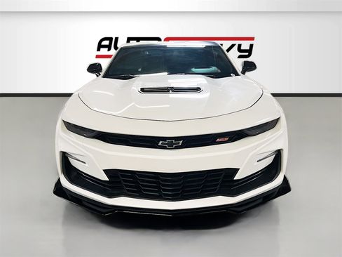 Used 2022 Chevrolet Camaro SS w/ LPO, Ground Effects Package image 2