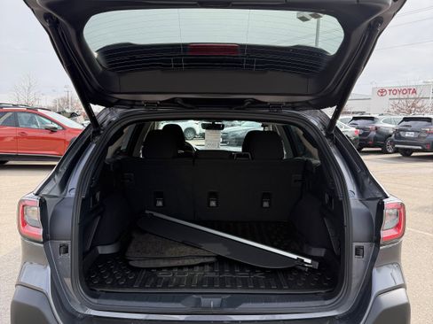 Certified 2025 Subaru Outback Premium w/ Popular Package #1A image 7