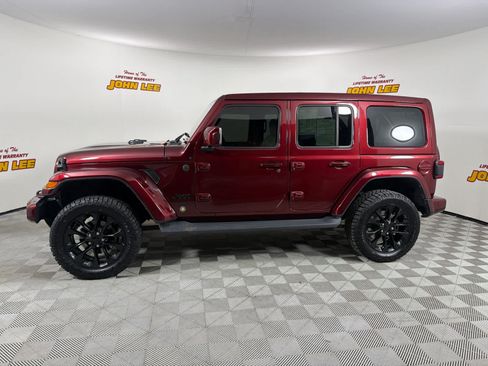 Used 2021 Jeep Wrangler Unlimited Sahara AWD/4WD image 2