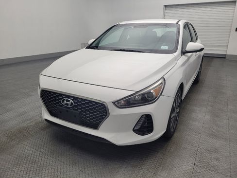 Used 2018 Hyundai Elantra GT image 15