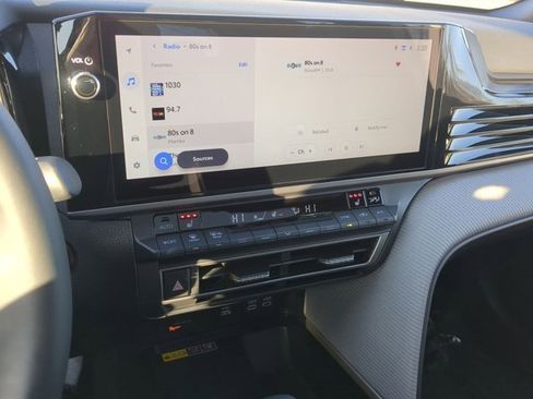 Used 2026 Toyota Camry SE image 12