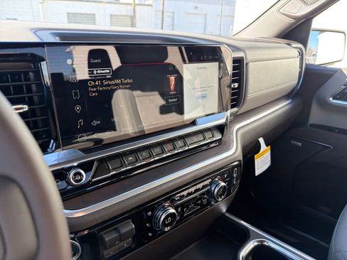 New 2026 GMC Sierra 1500 SLT w/ SLT Premium Package image 21