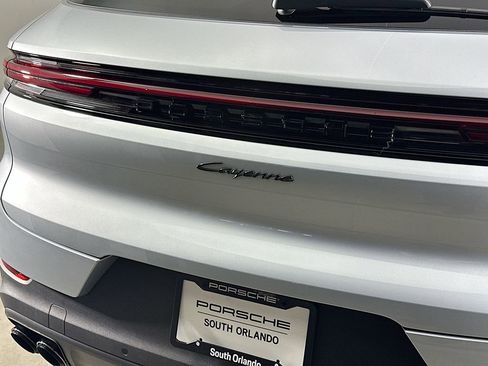 New 2026 Porsche Cayenne AWD/4WD image 34