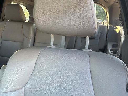Used 2014 Honda Odyssey Touring image 5