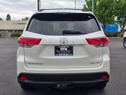 Used 2017 Toyota Highlander XLE
