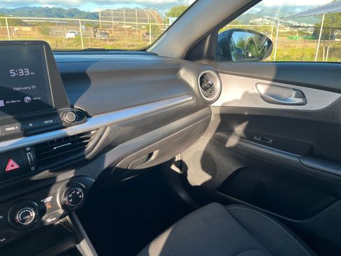 Used 2024 Kia Forte LXS image 30