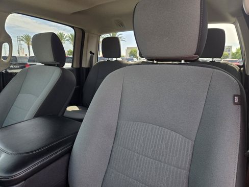 Used 2022 RAM 1500 Classic SLT RWD image 21