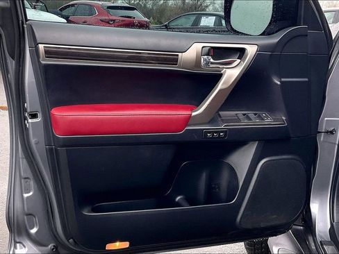 Used 2021 Lexus GX 460 Premium w/ Premium Package image 22