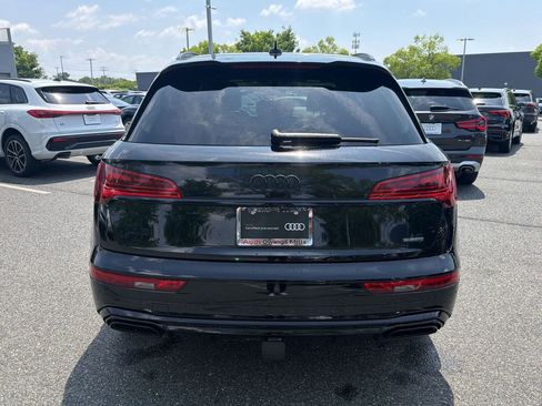 Used 2024 Audi Q5 e Premium Plus w/ Premium Plus Package AWD/4WD image 10