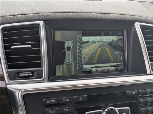 Used 2015 Mercedes-Benz GL 450 4MATIC image 15