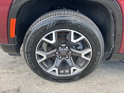 Used 2023 Jeep Wagoneer Series III w/ Preferred Equipment Group image 17