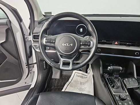 Used 2023 Kia Sportage SX image 14
