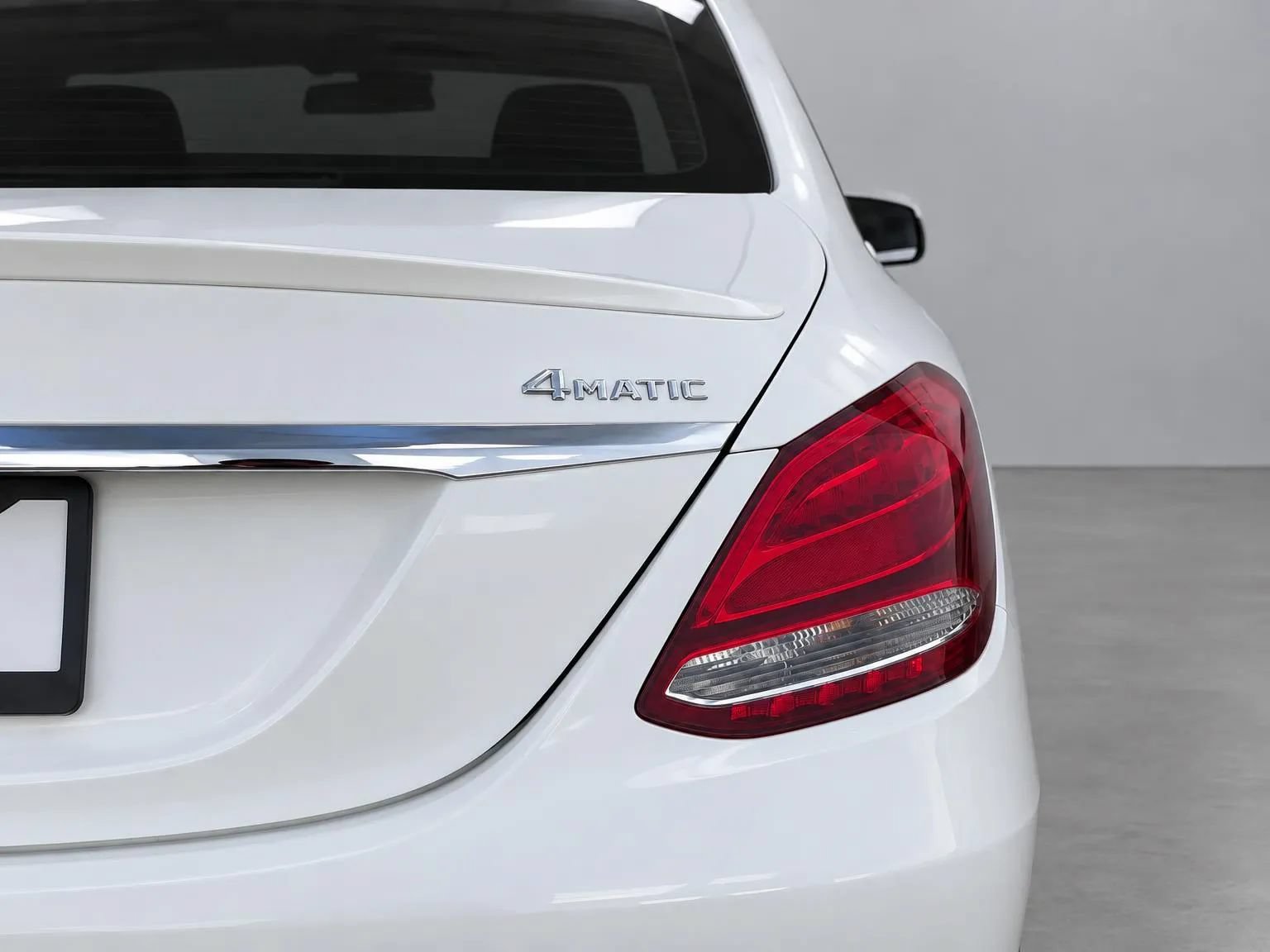 Used 2016 Mercedes-Benz C 300 4MATIC Sedan image 38