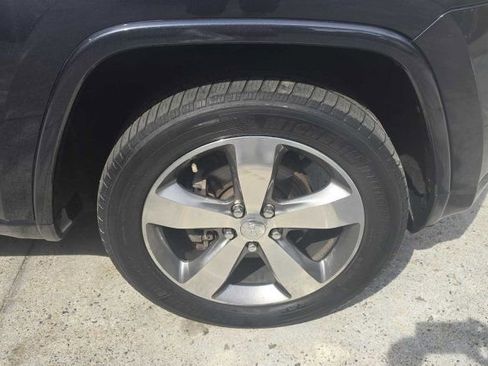 Used 2014 Jeep Grand Cherokee Overland w/ Advanced Technology Group image 13