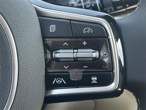 New 2025 Kia Sorento S w/ Panoramic Sunroof Package image 9