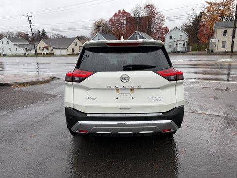 Used 2023 Nissan Rogue Platinum w/ Platinum Premium Package image 4