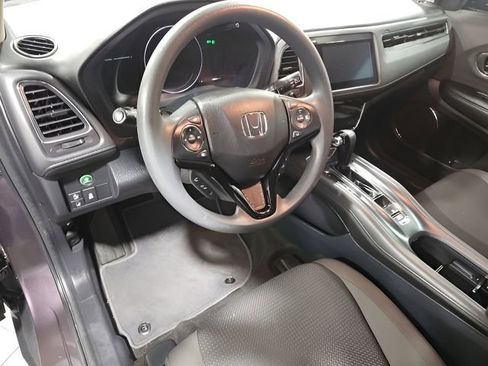 Used 2019 Honda HR-V EX image 10