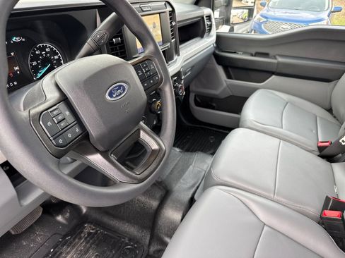 New 2026 Ford F450 XL w/ XL Chrome Package image 9