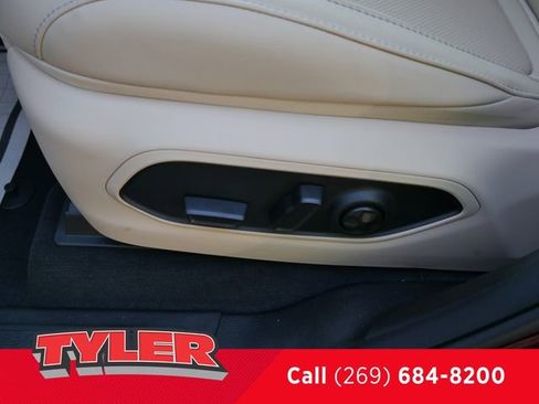 New 2025 Jeep Grand Cherokee Limited w/ Luxury Tech Group II AWD/4WD image 22