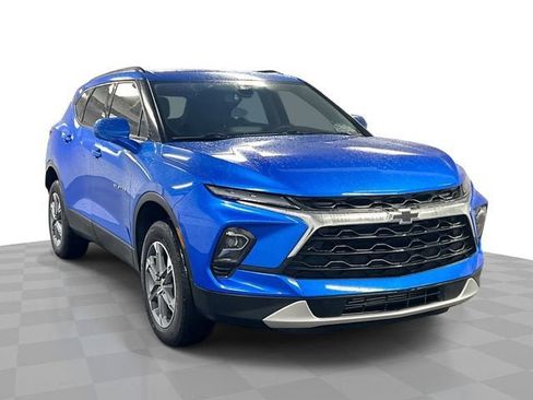 Certified 2024 Chevrolet Blazer LT w/ Convenience Package FWD image 1