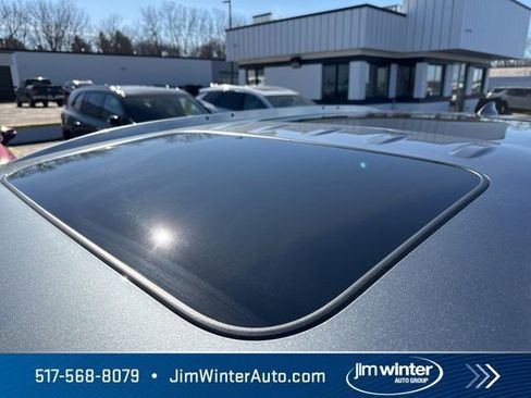 Used 2020 Buick Enclave Essence w/ Sound and Sites Package image 6