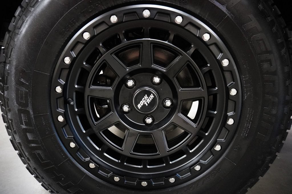 Used 2013 Jeep Wrangler Unlimited Sport AWD/4WD image 6