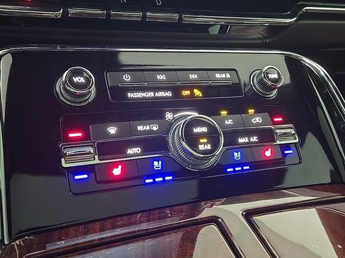 Used 2019 Lincoln Navigator L Black Label image 29