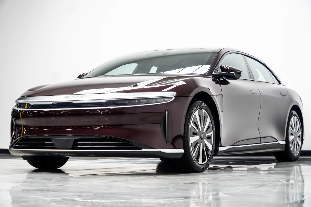 Used 2024 Lucid Air Pure RWD image 12