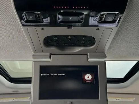 Used 2015 GMC Yukon XL Denali w/ Open Road Package image 42