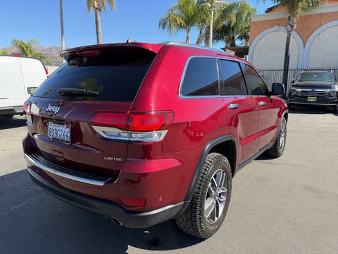 Used 2021 Jeep Grand Cherokee Limited image 8