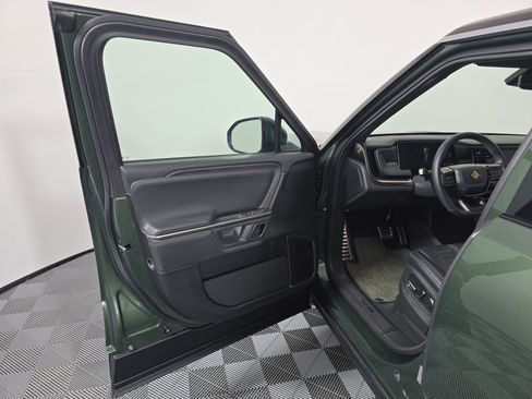 Used 2024 Rivian R1S Adventure AWD/4WD image 16