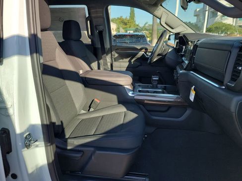 New 2026 Chevrolet Silverado 1500 RST w/ Z71 Off-Road Package image 18