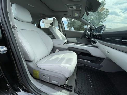 New 2024 Hyundai Ioniq 6 Limited image 23
