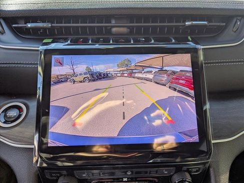 New 2025 Jeep Grand Cherokee L Limited image 12