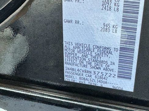 Used 2024 Nissan Altima 2.5 SR FWD image 24
