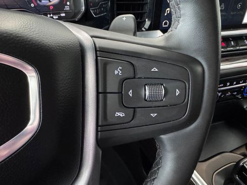Used 2024 GMC Sierra 1500 Elevation AWD/4WD image 17