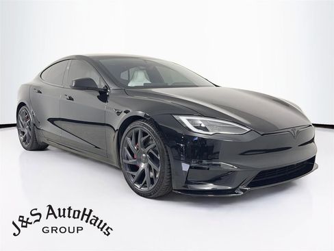 Used 2026 Tesla Model S Plaid AWD/4WD image 1