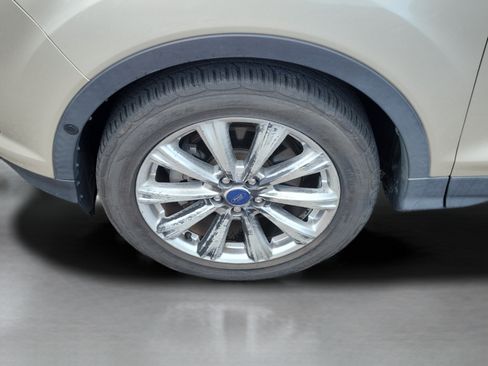 Used 2018 Ford Escape Titanium FWD image 34