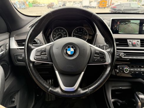 Used 2017 BMW X1 xDrive28i AWD/4WD image 16